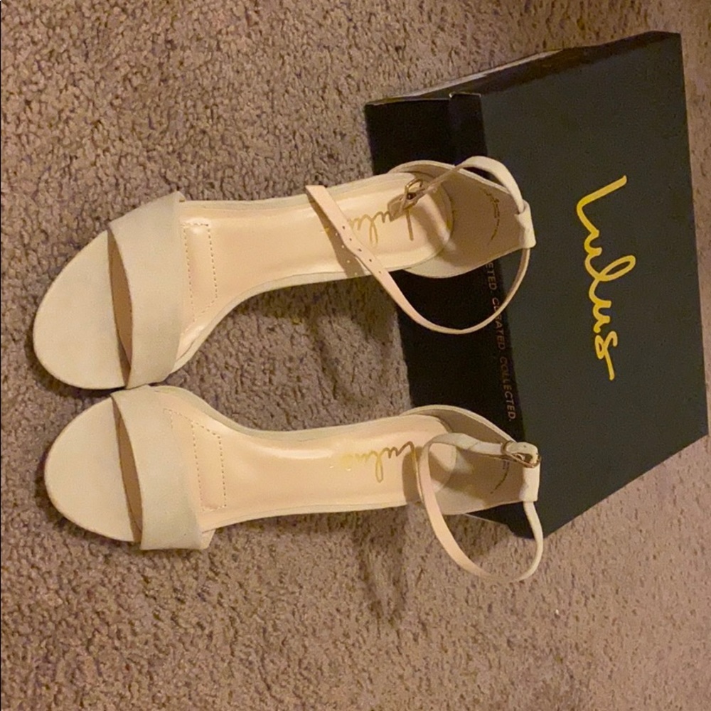 Lulu’s ankle strap heel